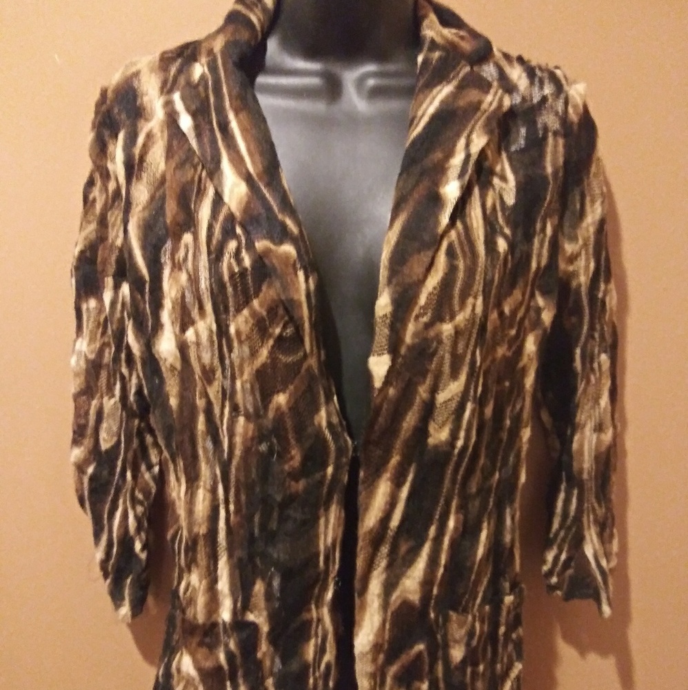 LS1 Alberto Makali Button Down Animal Print Blouse